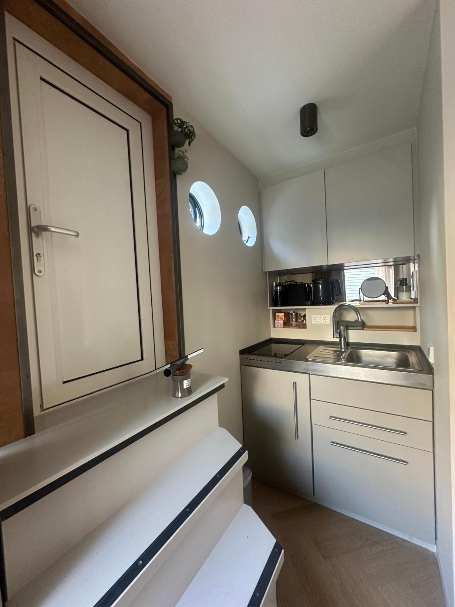 Houseboat Bnb The Floating Nest Amsterdam Exteriér fotografie